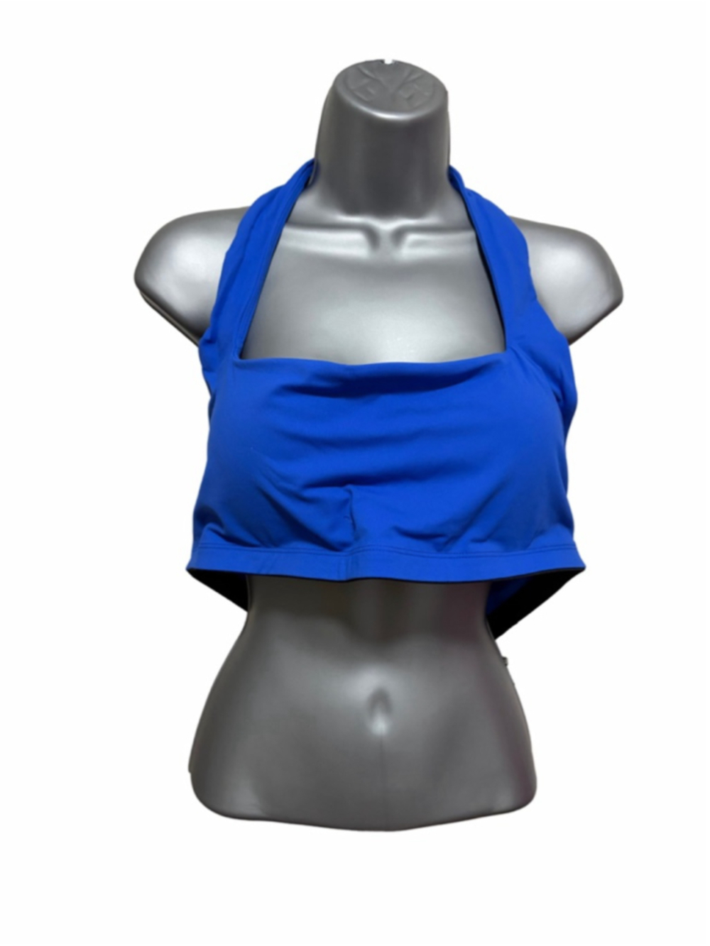 NWT Halter Sports Bra with removable pads in XL
